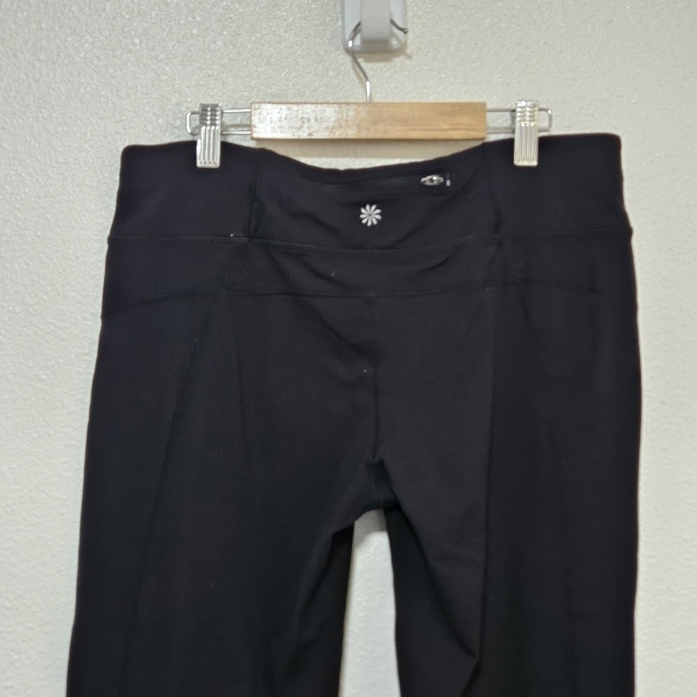 Athleta capri pants with front pockets and zip pocket back of pants size medium - Picture 6 of 13